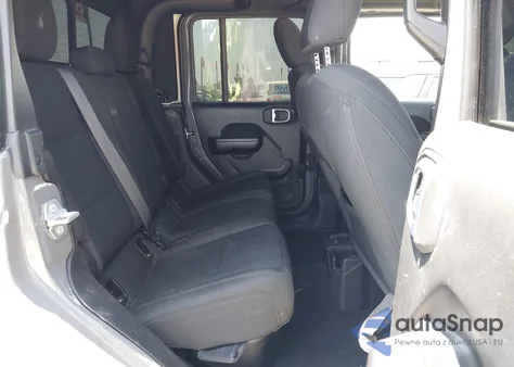 2021 Jeep Gladiator Willys 4X4 из США, поврежденный, VIN 1C6HJTAG5ML613725